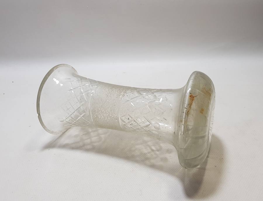 KRİSTAL KESME İŞÇİLİKLİ ANTİKA LEVANTEN İŞİ BÜYÜK BOY VAZO