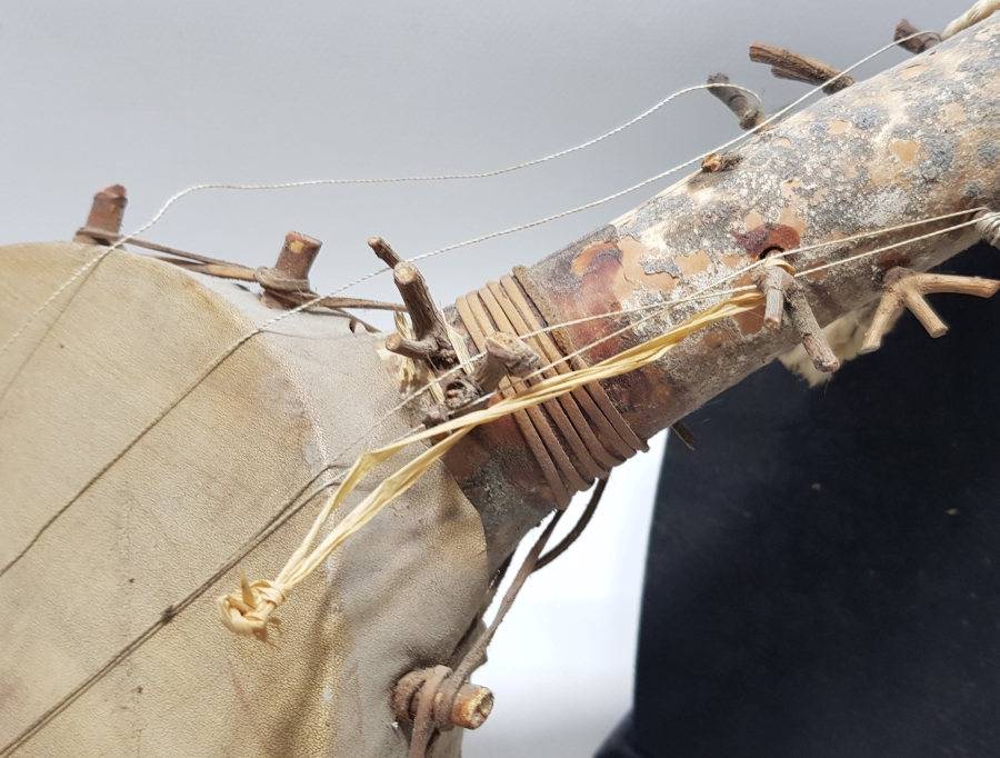 EL YAPIMI ANTİKA ÇALGI ALETİ