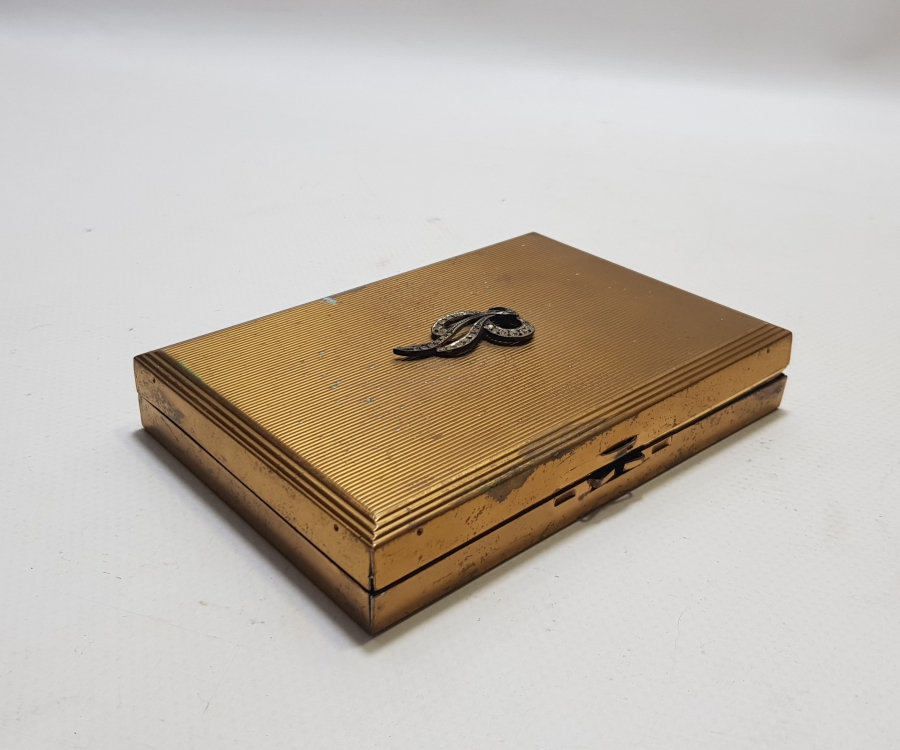 ANTİKA ALTIN KAPLAMA KAPAKLI PUDRALIK - PUDRİYER