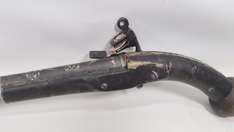 OSMANLI DÖNEMİ GÜMÜŞ ÇAKMA İŞÇİLİKLİ NADİR FORMDA PİŞTOV