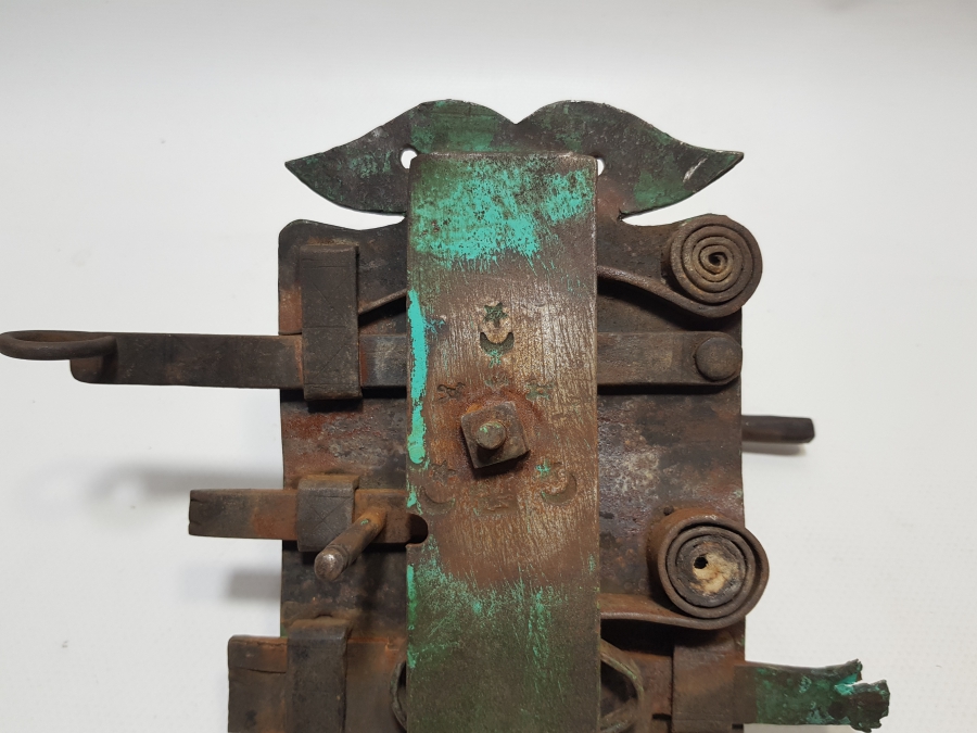 ÜZERİ AY YILDIZLI VE USTA DAMGALI OSMANLI DÖNEMİ EL YAPIMI KAPI KİLİDİ