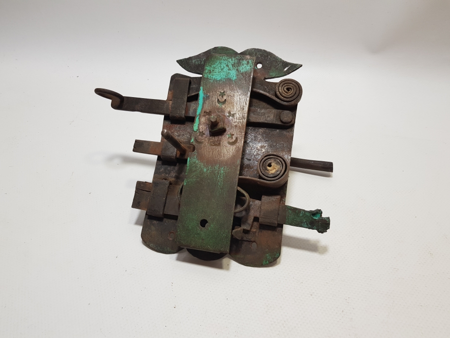 ÜZERİ AY YILDIZLI VE USTA DAMGALI OSMANLI DÖNEMİ EL YAPIMI KAPI KİLİDİ