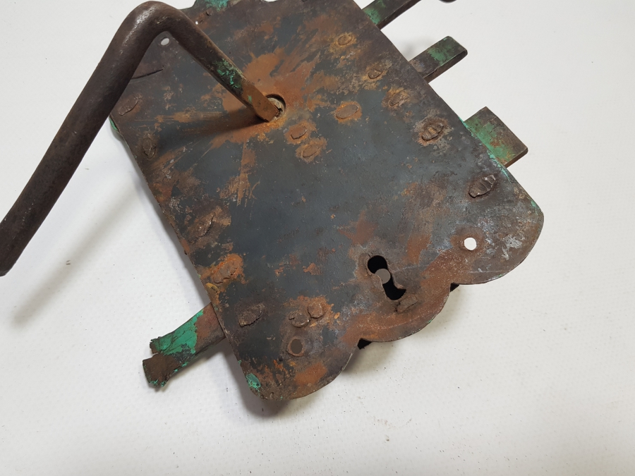 ÜZERİ AY YILDIZLI VE USTA DAMGALI OSMANLI DÖNEMİ EL YAPIMI KAPI KİLİDİ