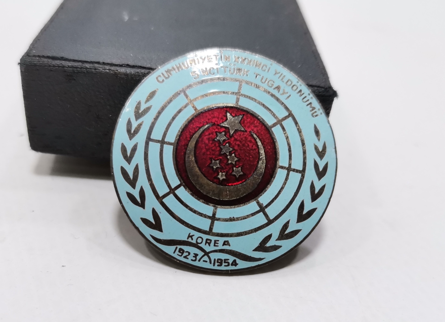 MİNELİ KORE HARBİ ROZETİ