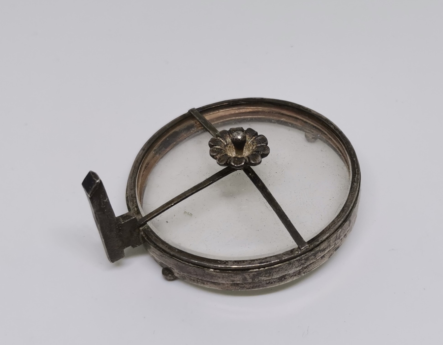 ÖZEL YAPIM KOLEKSİYONERLER İÇİN YAPILMIŞ ANTİKA GÜMÜŞ PARA SAKLAMA KABI