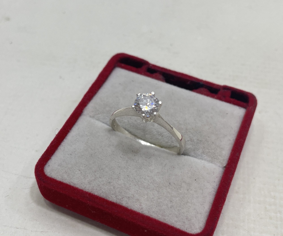 MARGAZİT TAŞLI TEKTAŞ MODEL GÜMÜŞ YÜZÜK