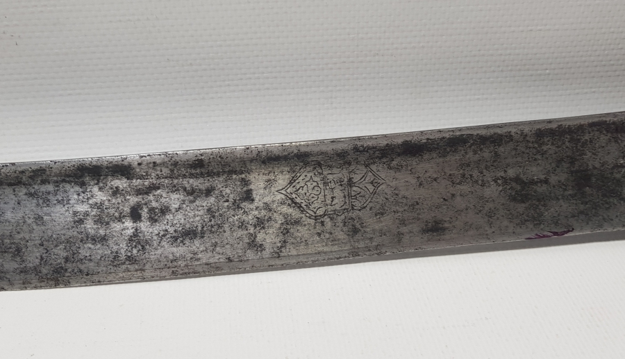 1800 BAŞLARI BOYNUZ SAPLI ÇELİĞİ TÜRK BURGUSU YENİÇERİ PALASI