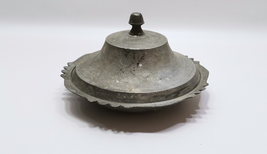 KAPAĞINDA VE LENGERİNDE AYNI YAZI BULUNAN NADİR AĞA LENGERİ