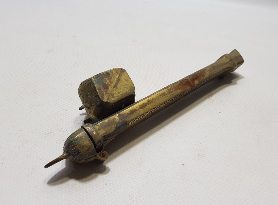 ANTİKA BRONZ DİVİTLİK