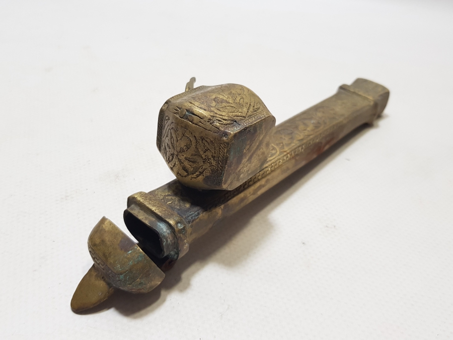 ANTİKA BRONZ DİVİTLİK