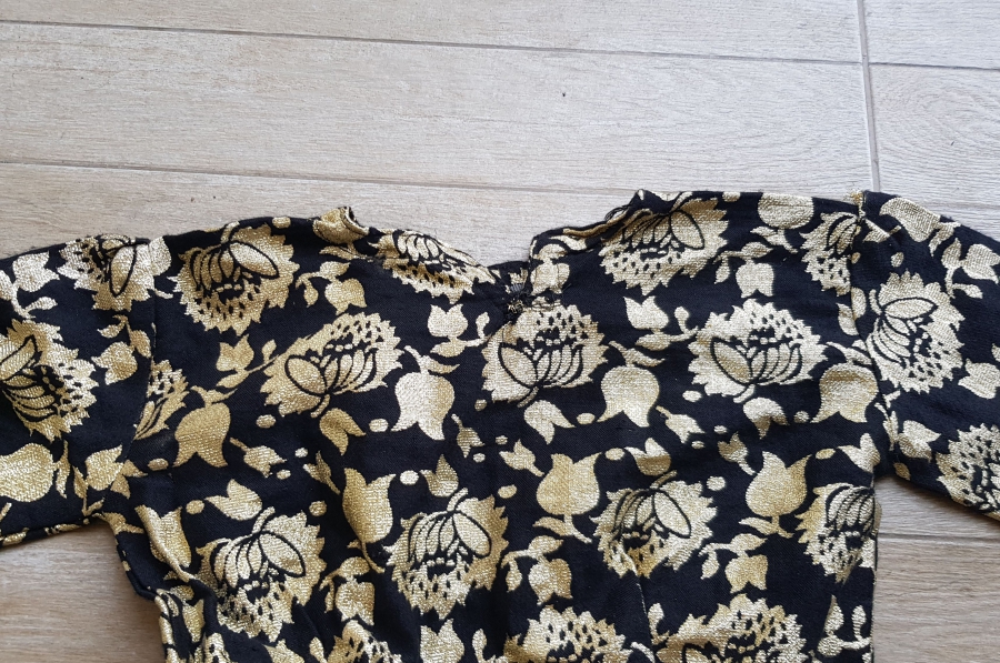 EL YAPIMI ANTİKA VİNTAGE ELBİSE