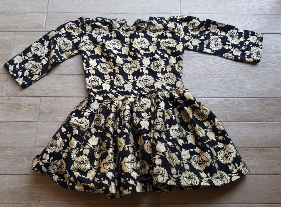 EL YAPIMI ANTİKA VİNTAGE ELBİSE