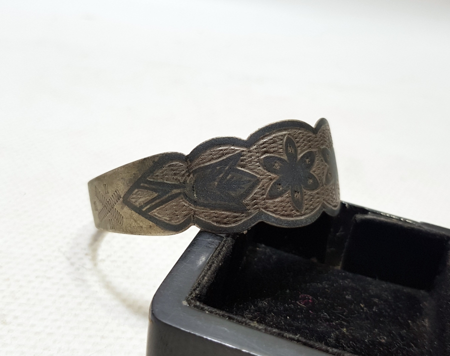 OSMANLI DÖNEMİ ÜZERİ VAN LALELİ VE OSMANLI YILDIZLI ERMENİ İŞİ GÜMÜŞ BİLEZİK