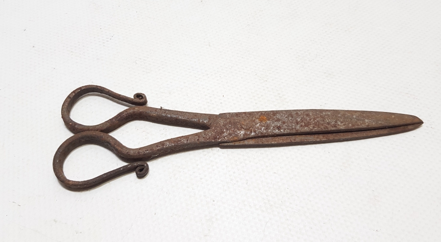 OSMANLI DÖNEMİ EL YAPIMI YILANBAŞLI ÇOK NADİR KİLİM MAKASI - YILAN KESEN