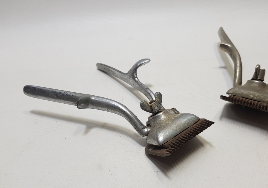 ANTİKA MANUEL TRAŞ MAKİNESİ LOTU