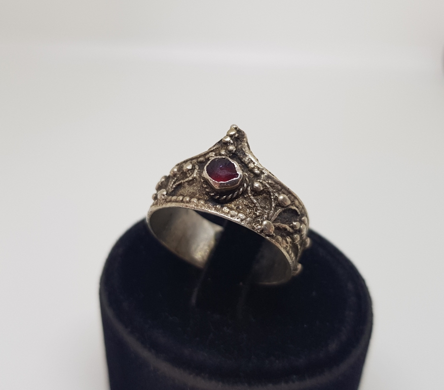 OSMANLI DÖNEMİ KABARTMA İŞÇİLİKLİ GÜMÜŞ ZİHGİR - OKÇU YÜZÜĞÜ