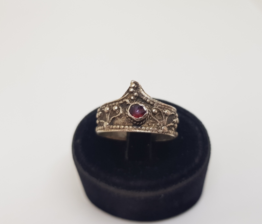 OSMANLI DÖNEMİ KABARTMA İŞÇİLİKLİ GÜMÜŞ ZİHGİR - OKÇU YÜZÜĞÜ