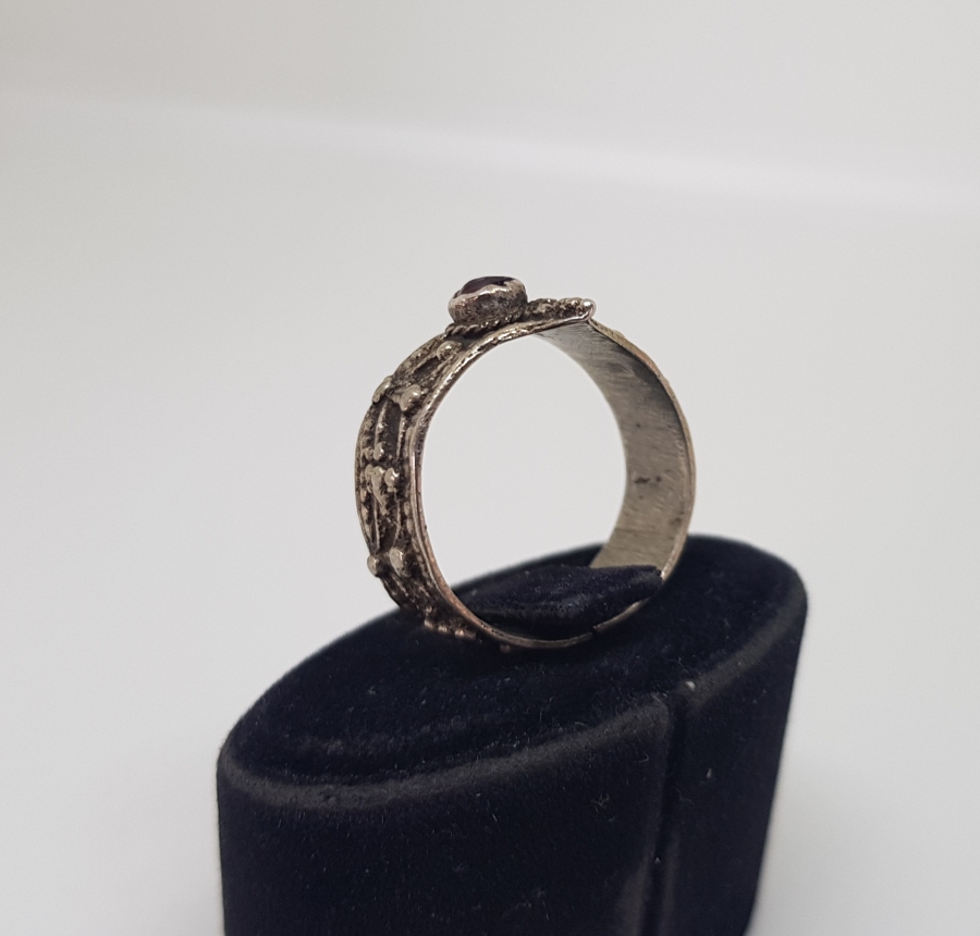 OSMANLI DÖNEMİ KABARTMA İŞÇİLİKLİ GÜMÜŞ ZİHGİR - OKÇU YÜZÜĞÜ