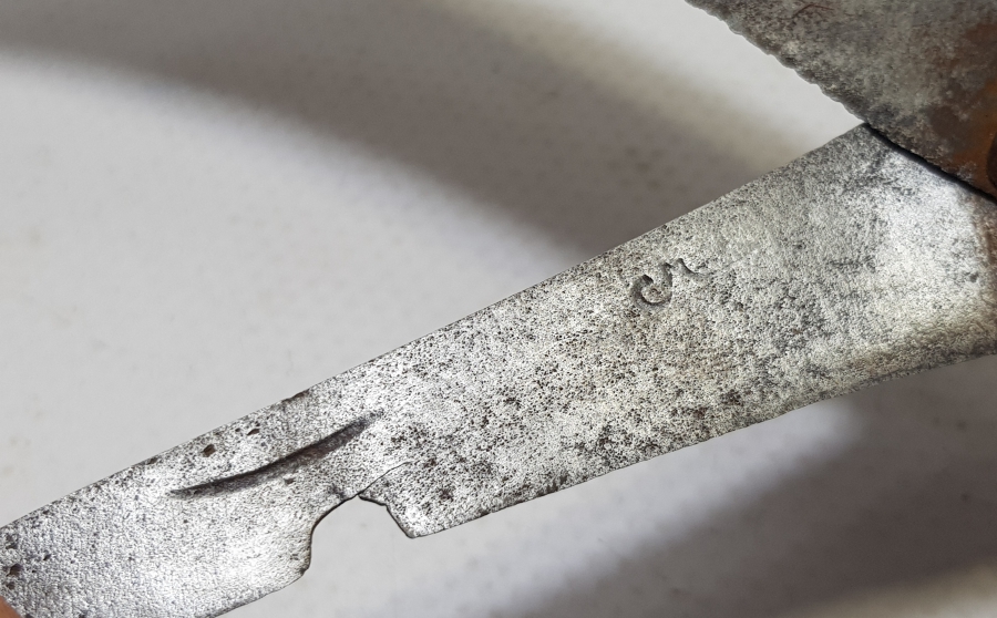 ÜZERİ OSMANLICA YAZILI BURSA İŞİ EL YAPIMI ÇİFTE BIÇAKLI NADİR FORMDA ÇAKI