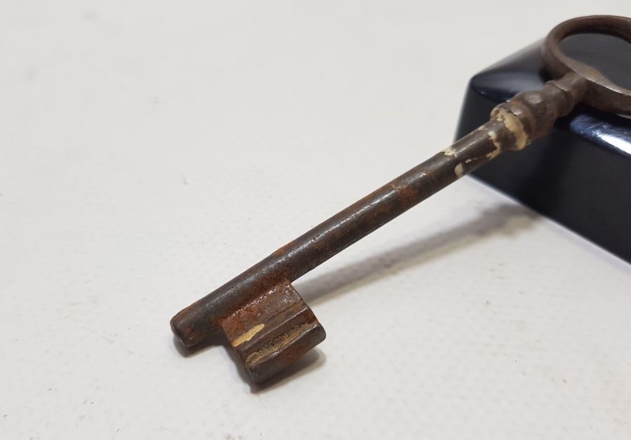 OSMANLI DÖNEMİ BÜYÜK BOY KAPI ANAHTARI