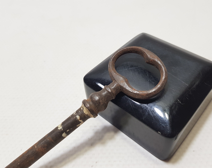 OSMANLI DÖNEMİ BÜYÜK BOY KAPI ANAHTARI