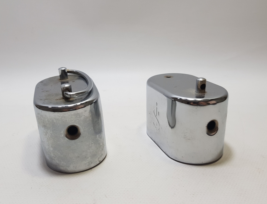 2 ADET ANTİKA İŞ BANKASI KUMBARASI