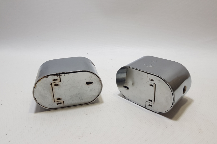 2 ADET ANTİKA İŞ BANKASI KUMBARASI