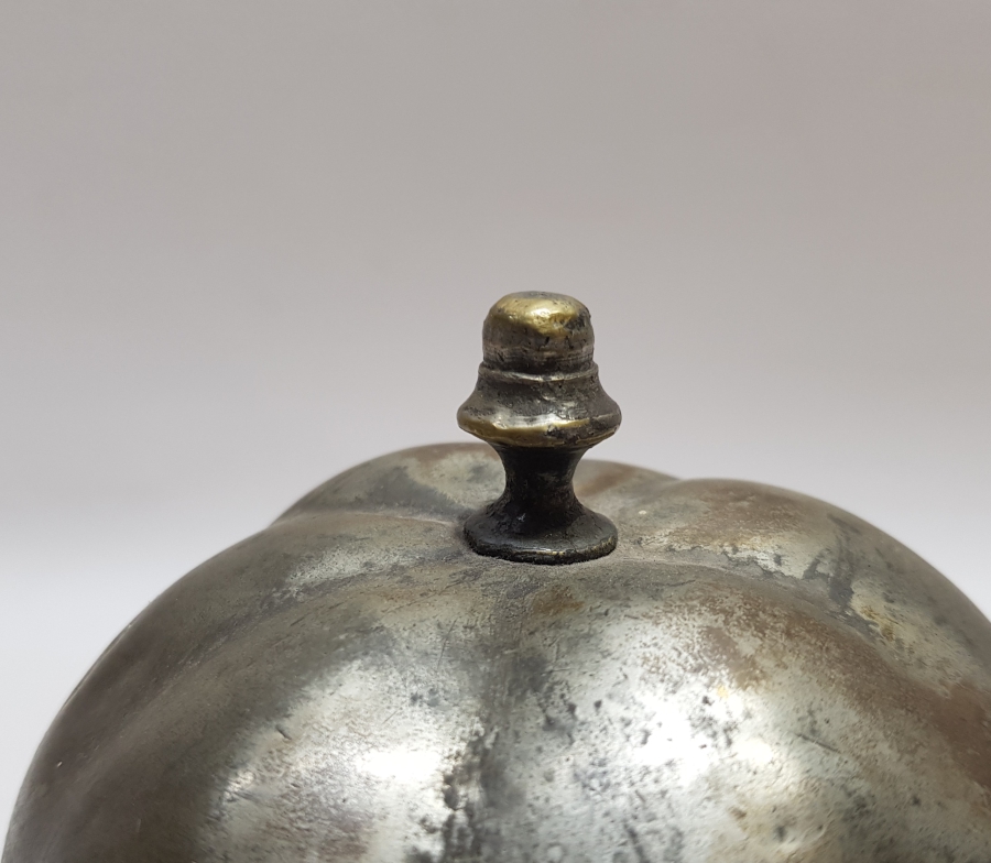 OSMANLI DÖNEMİ ÇOK NADİR KAPAKLI VE MEVLEVİ SİKKELİ TEKKE İŞİ MAYALIK