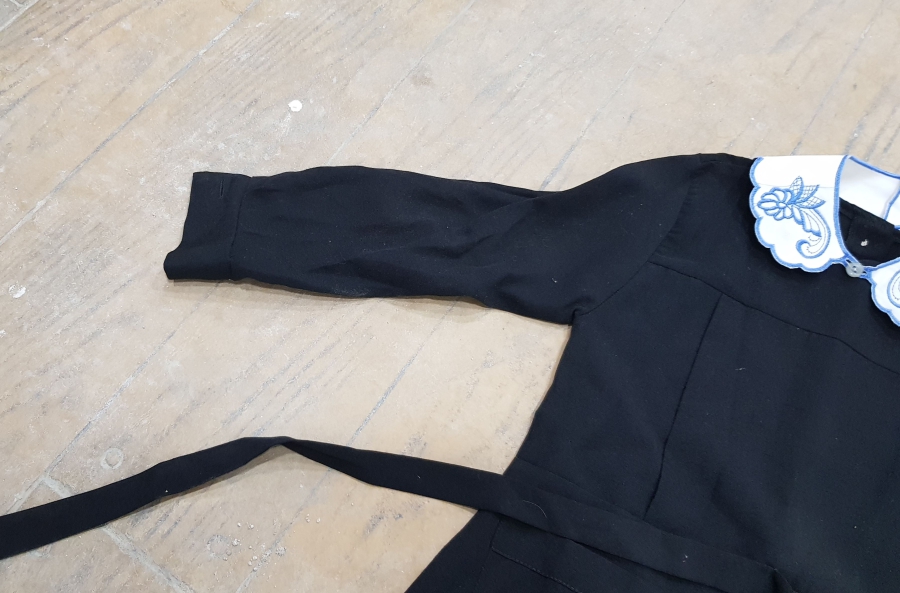 ANTİKA KARA ÖNLÜK