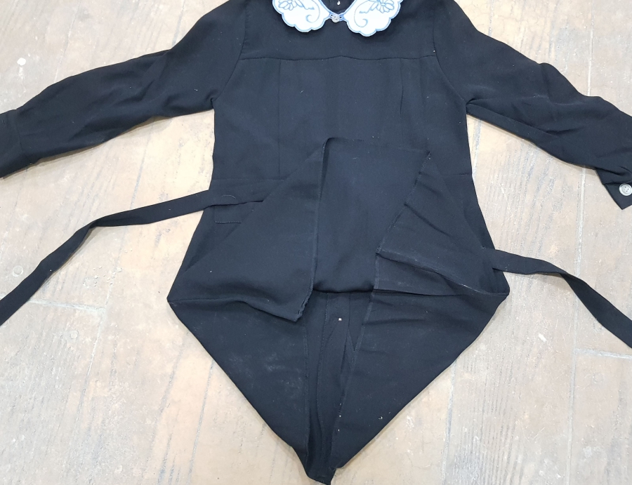 ANTİKA KARA ÖNLÜK