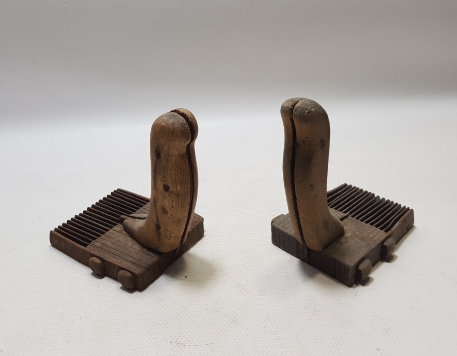 OSMANLI DÖNEMİ İKİ ADET EL YAPIMI HALI KİRKİTİ