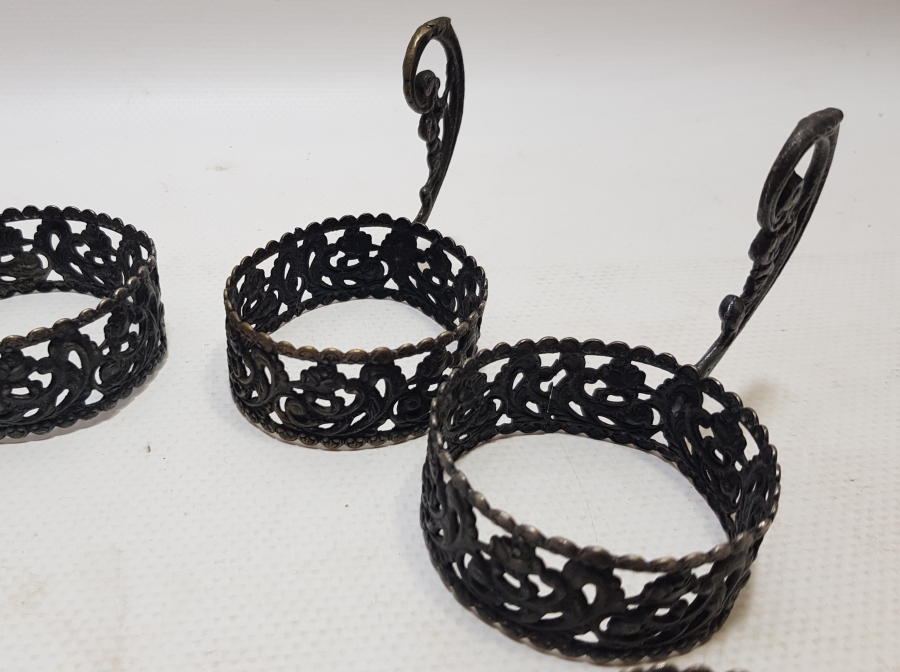 GÜMÜŞ KAPLAMA 6 ADET ANTİKA KABARTMA İŞÇİLİKLİ BARDAK ISTAKASI