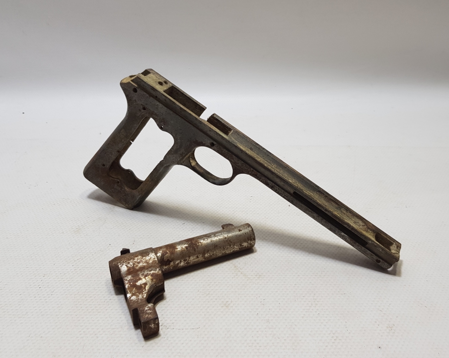 İKİ ADET ANTİKA TABANCA PARÇASI