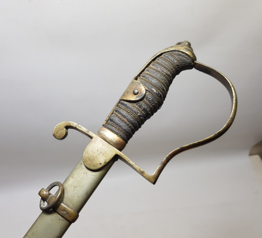 OSMANLI DÖNEMİ İGUANA SAPLI ÇOK NADİR SUBAY KILICI