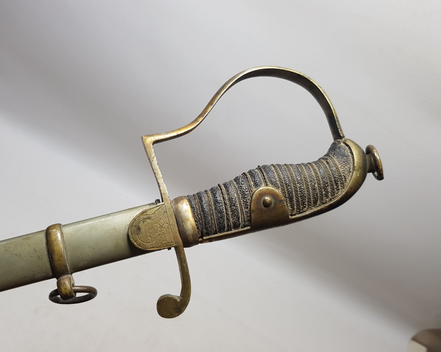 OSMANLI DÖNEMİ İGUANA SAPLI ÇOK NADİR SUBAY KILICI