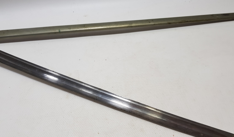 OSMANLI DÖNEMİ İGUANA SAPLI ÇOK NADİR SUBAY KILICI