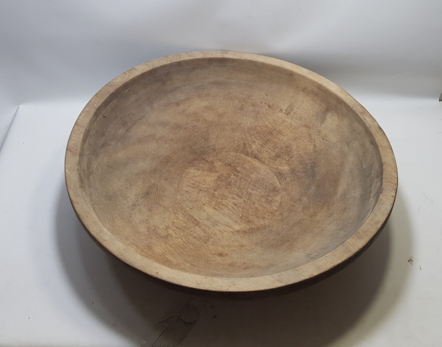 OSMANLI DÖNEMİ DEV BOYDA YEKPARE EL OYMA İŞÇİLİKLİ HAMUR TEKNESİ