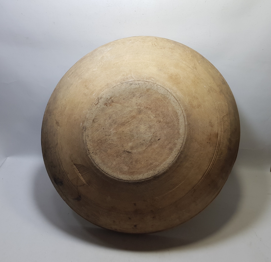 OSMANLI DÖNEMİ DEV BOYDA YEKPARE EL OYMA İŞÇİLİKLİ HAMUR TEKNESİ