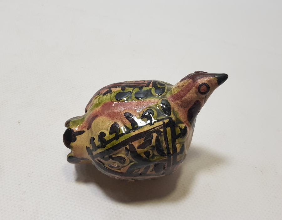 OSMANLI DÖNEMİ NAR FORMUNDA YAPILMIŞ EL BOYAMA ÇOK NADİR KUŞ FİGÜRÜ