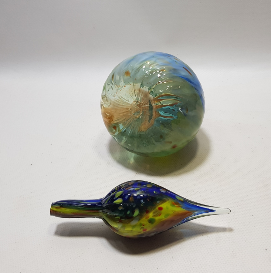 KUBBELİ FORMDA YAPILMIŞ ÜFLEME CAMDAN MAMUL ANTİKA MURANO ŞERBETLİK