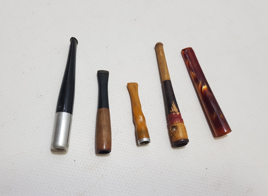 ANTİKA SİGARA AĞIZLIĞI LOTU