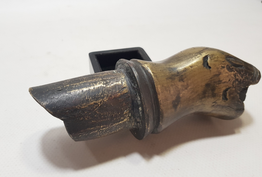 OSMANLI DÖNEMİ NADİR FORMDA ASLAN BAŞLI BRONZ HORHOR