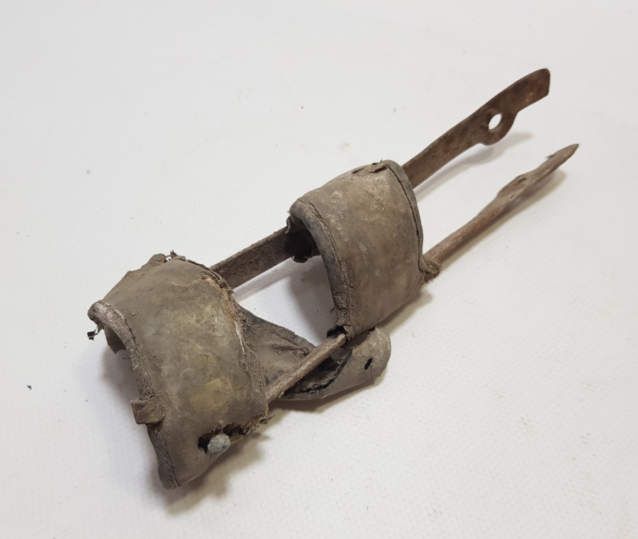 OSMANLI DÖNEMİ ÇOK NADİR HİLAL-İ AHMER TAHTA BACAK