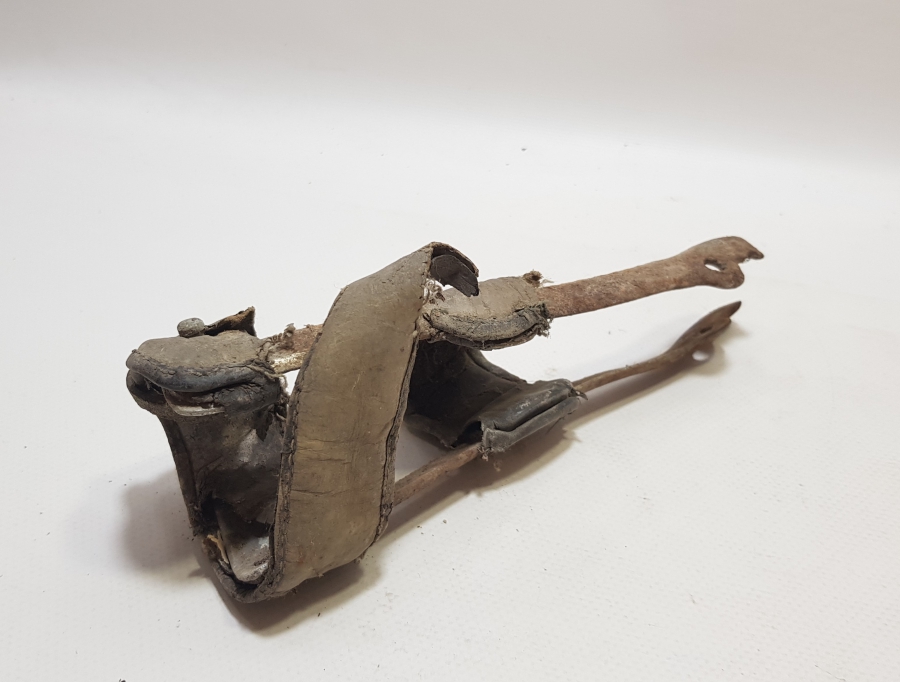 OSMANLI DÖNEMİ ÇOK NADİR HİLAL-İ AHMER TAHTA BACAK