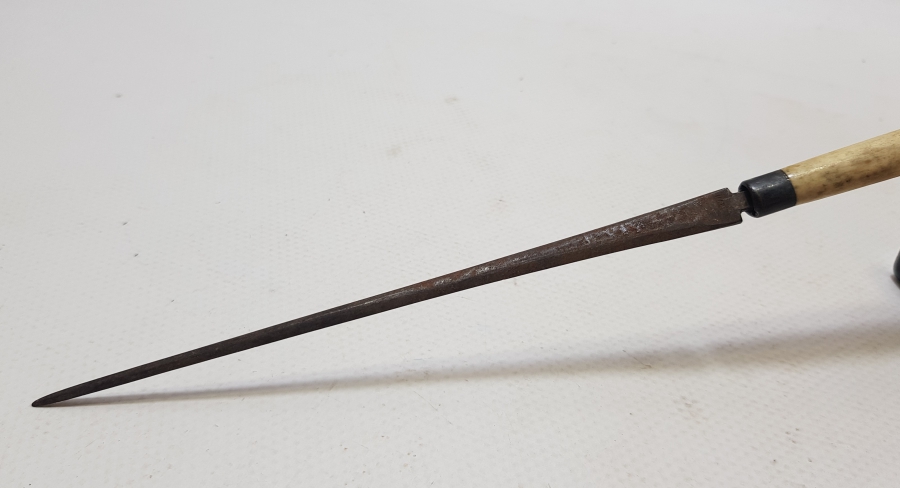 OSMANLI DÖNEMİ KEMİK SAPLI ÇOK NADİR ÇERKES ÇİZME ŞİŞİ