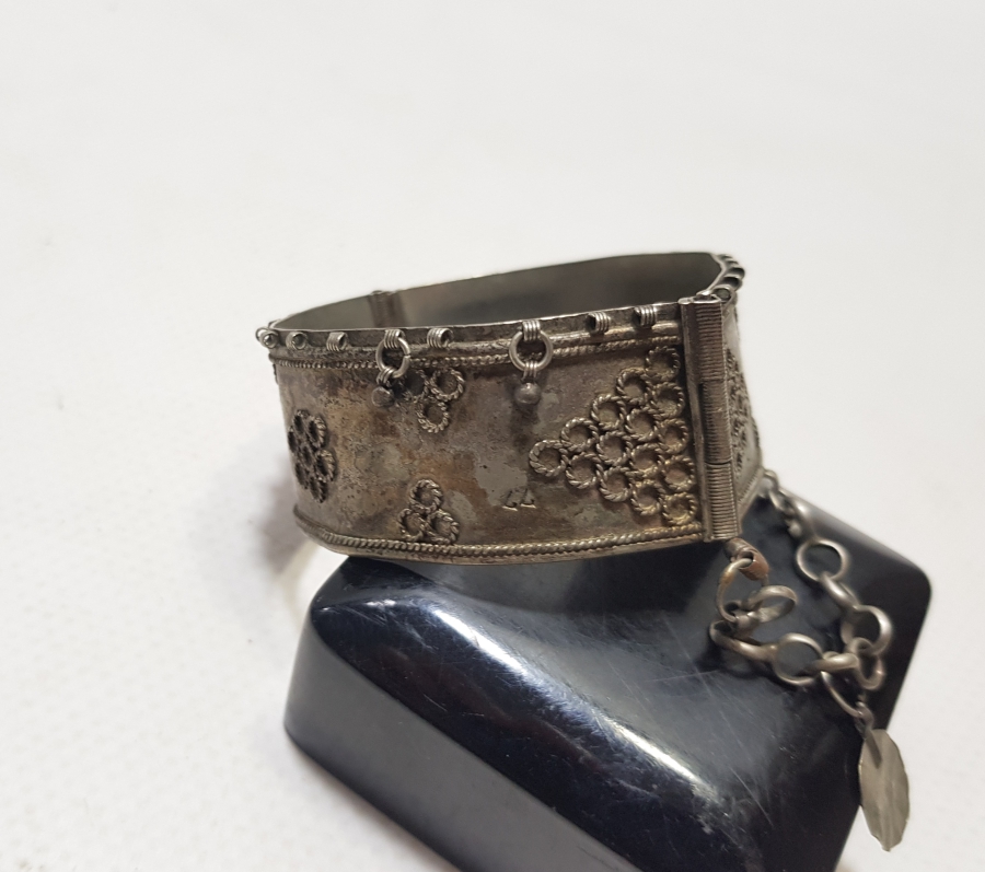 OSMANLI DÖNEMİ ÇOK NADİR ERMENİ YAPIMI GÜMÜŞ KÜRT GELİN BİLEZİĞİ