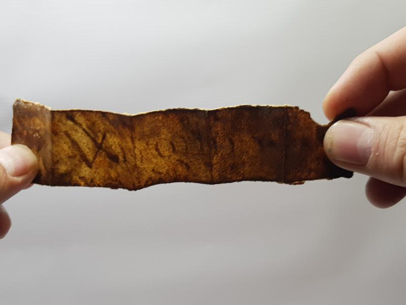 DERİ KILIFI İÇİNDE İBRANİCE EL YAZMA TILSIM DUASI BULUNAN ÇOK NADİR HAMAYIL