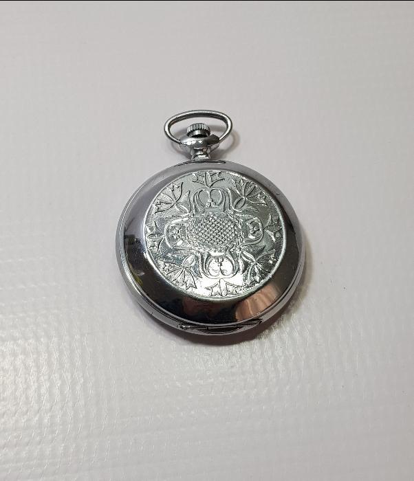 ANTİKA RUS YAPIMI GRAVÜRLÜ MOLNİA CEP SAATİ
