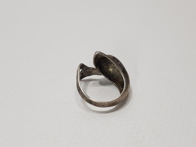 YUNUS BALIĞI FORMLU GÜMÜŞ YÜZÜK