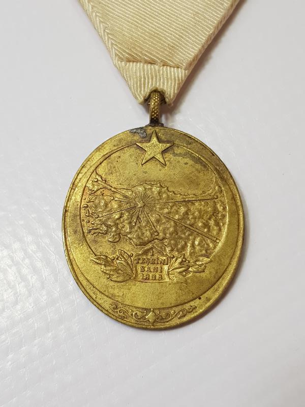 YÜKSEK KONDİSYONDA İSTİKLAL MADALYASI